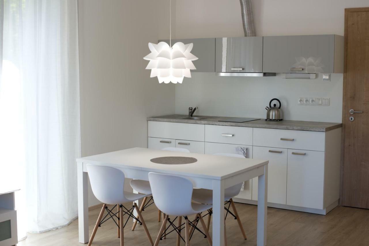 Apartman Sun โดลนี โมราวา ภายนอก รูปภาพ